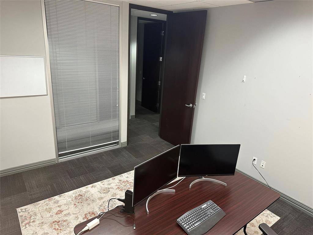 Fort Worth, TX 76116,6115 Camp Bowie Boulevard #B