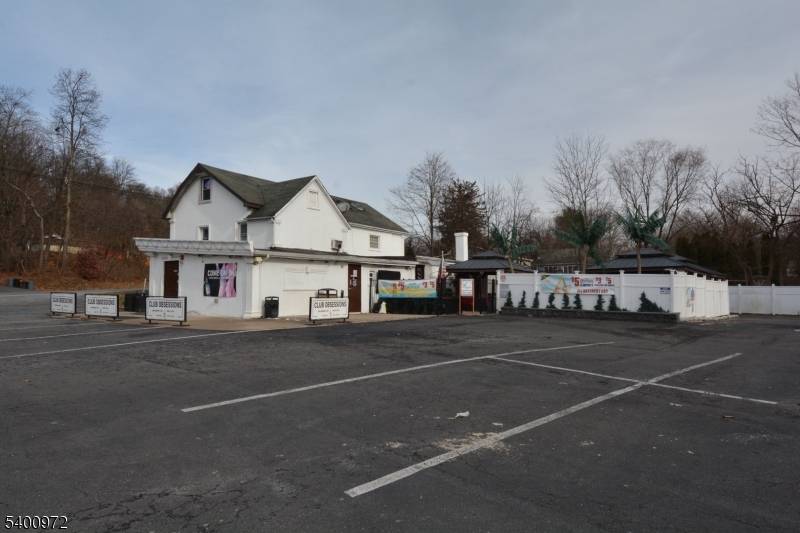 Hampton Boro, NJ 08827,157 NJ Route 31