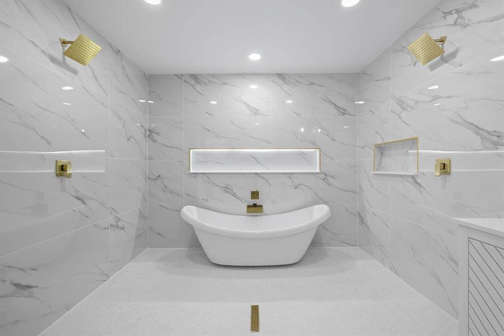 Arlington, TX 76012,1703 FOSTER Drive