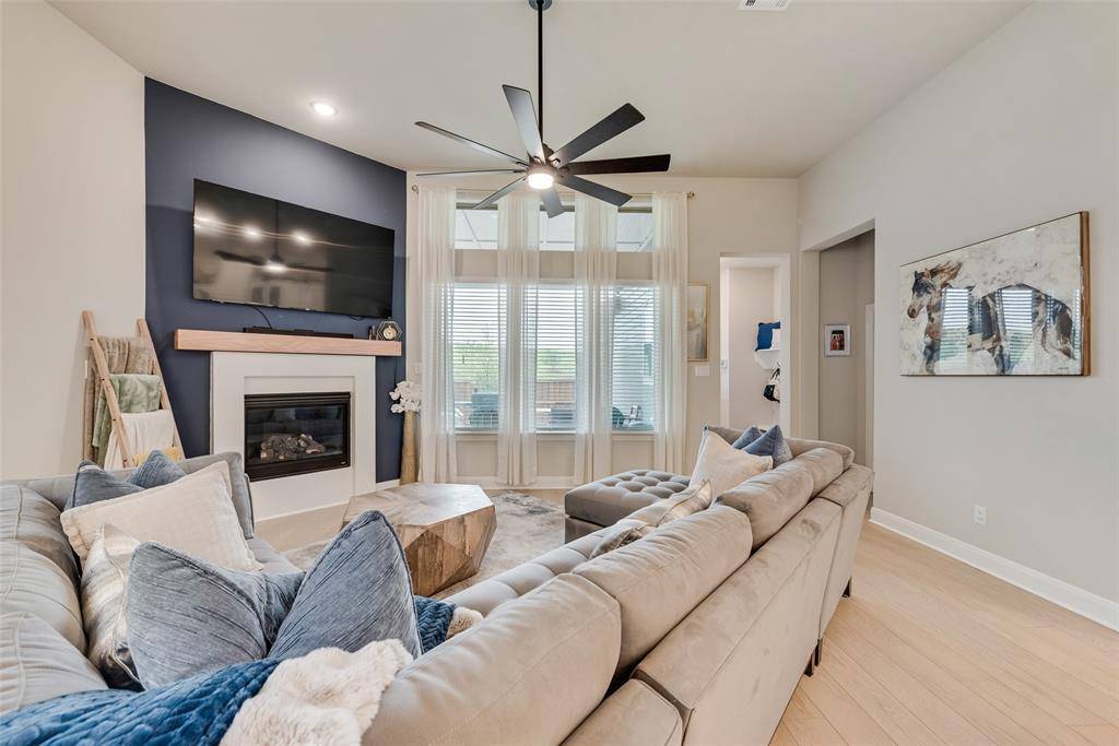 Crowley, TX 76036,1028 Almond Blossom Circle