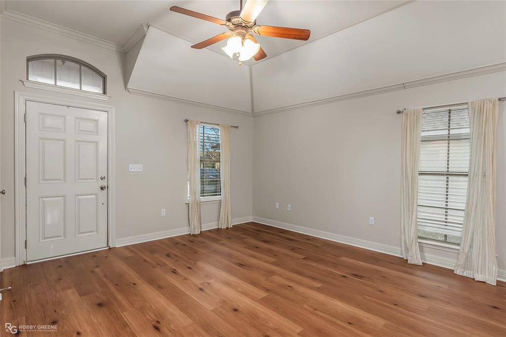 Bossier City, LA 71111,3303 Grand Lake Drive