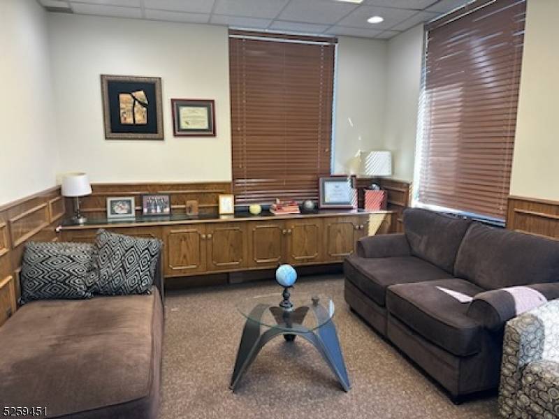 Elizabeth City, NJ 07208,700 North Broad St