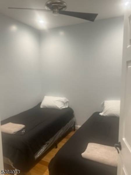 Newark City, NJ 07103,753 S 11Th St