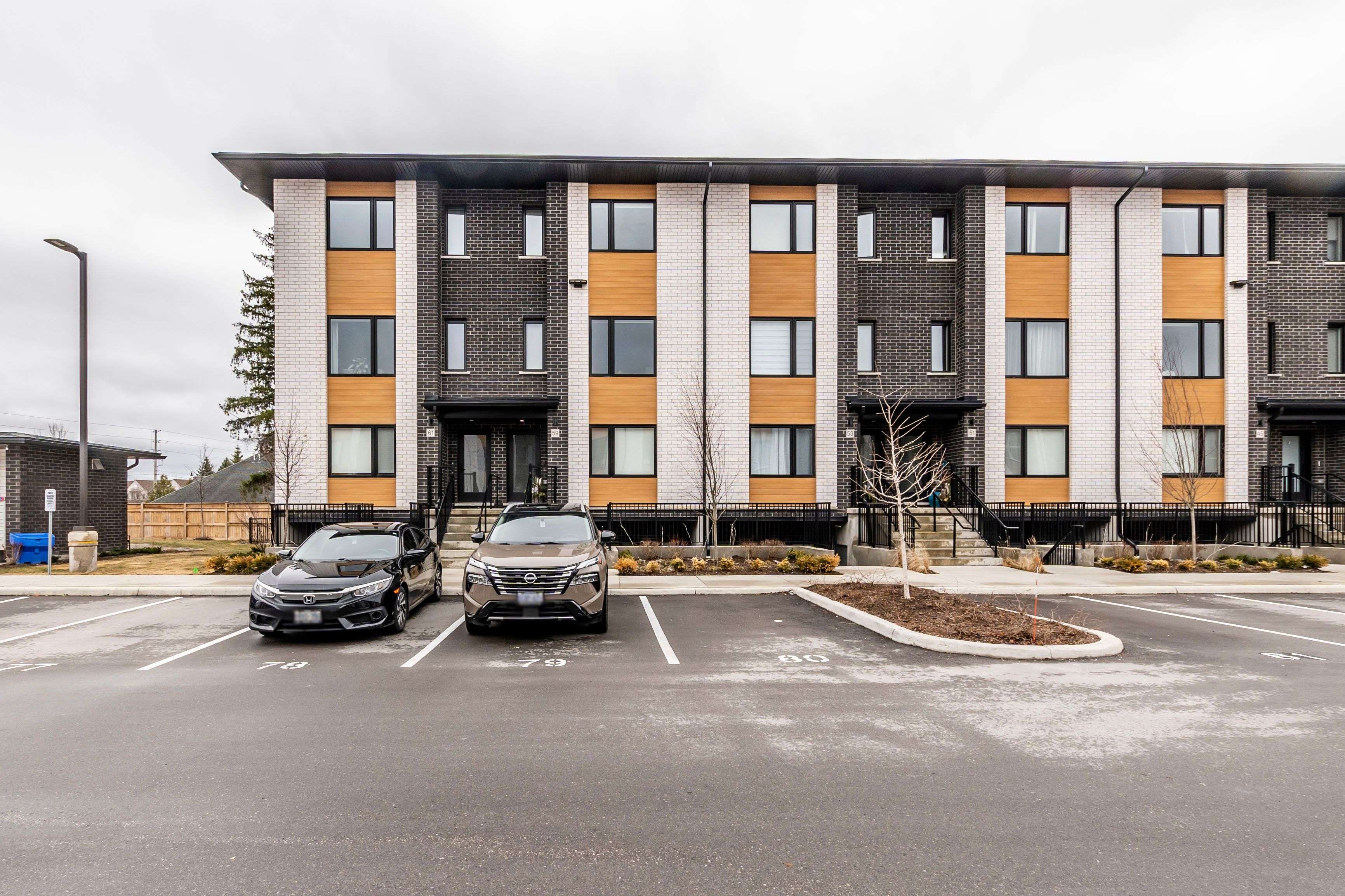 Guelph, ON N1L 0R2,59 Lily LN