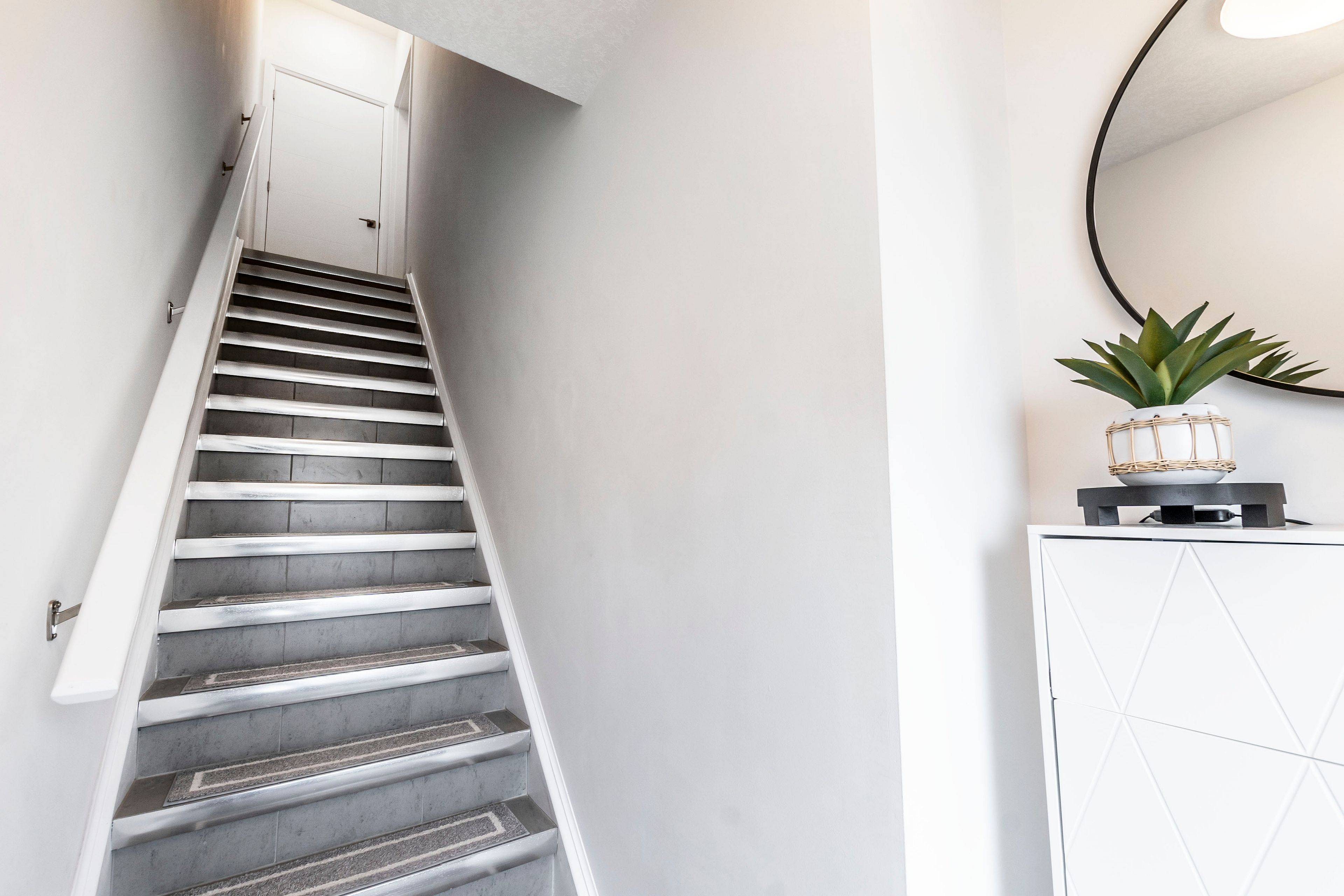 Guelph, ON N1L 0R2,59 Lily LN