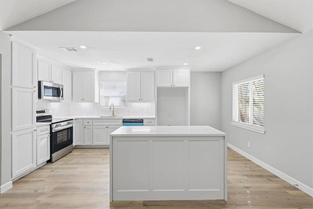 Watauga, TX 76148,6417 Kennedy Court