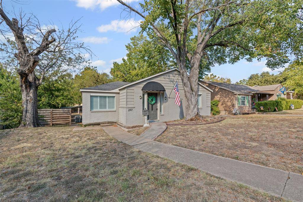 Fort Worth, TX 76111,2117 W Lotus Avenue