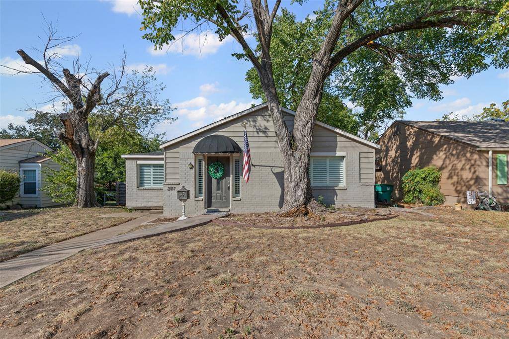 Fort Worth, TX 76111,2117 W Lotus Avenue