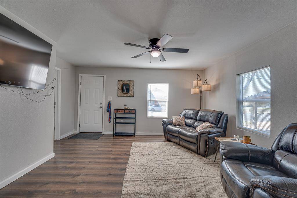 Waxahachie, TX 75165,511 Wyatt Street