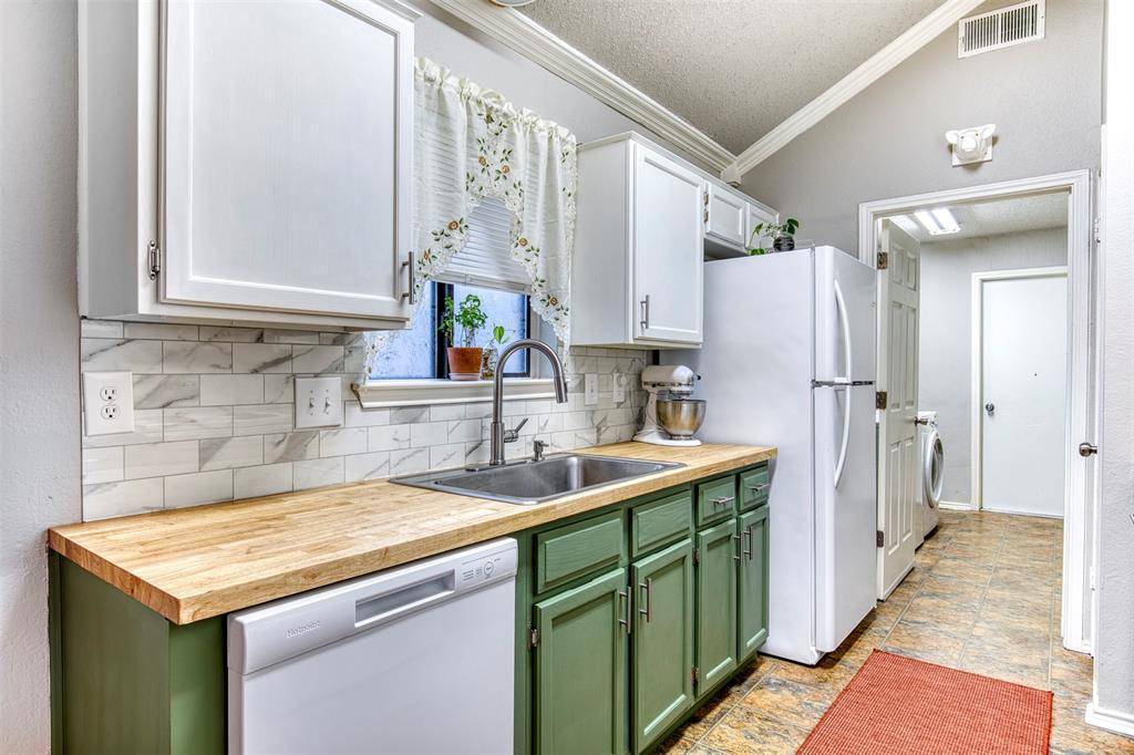 Fort Worth, TX 76123,2817 Country Creek Lane