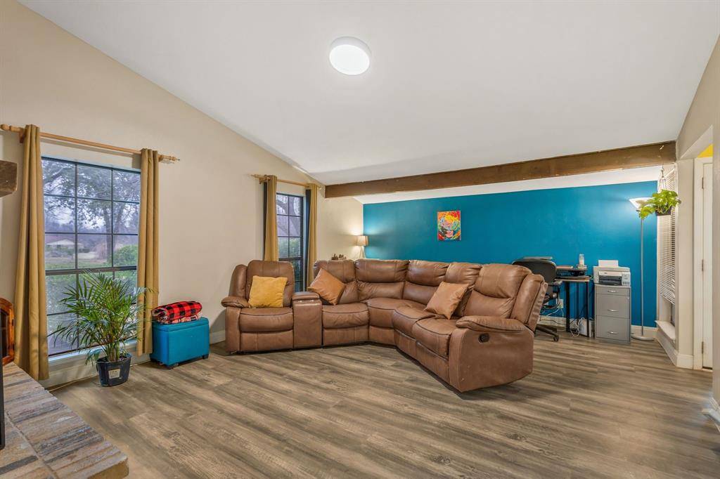 Garland, TX 75043,3418 Meadow Oaks Drive