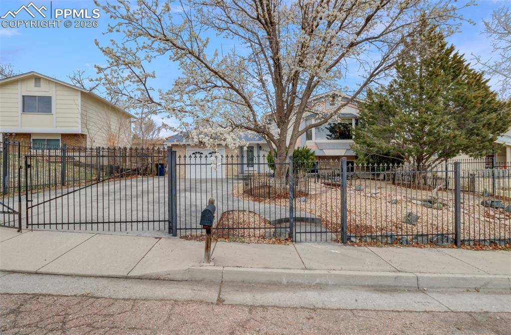 Colorado Springs, CO 80911,6920 Blue River WAY