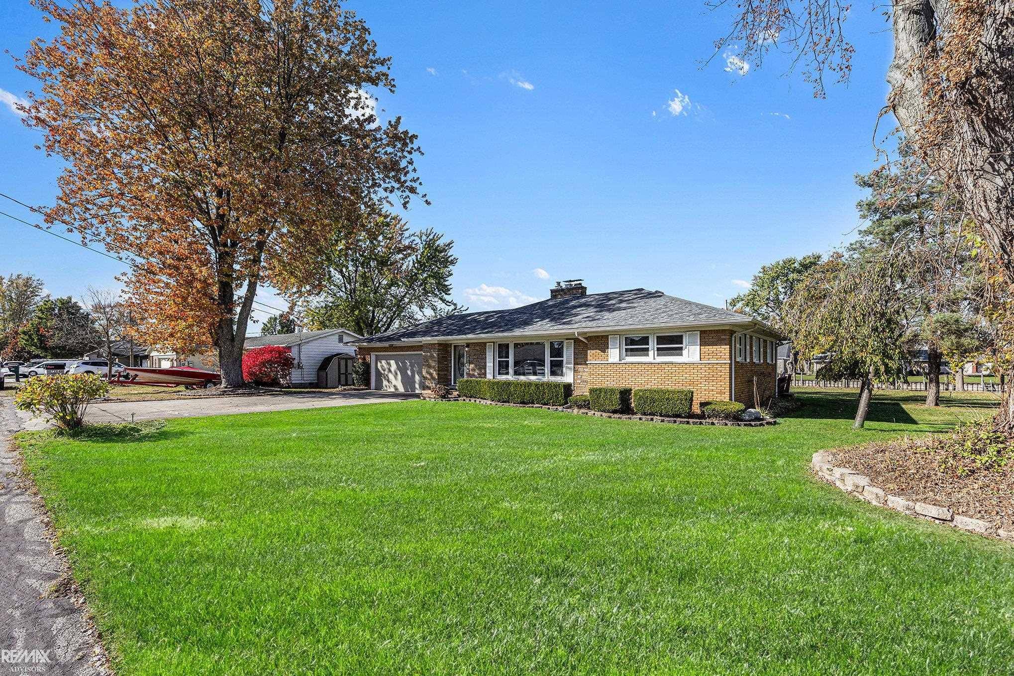 Algonac, MI 48001,7284 Cardinal ST