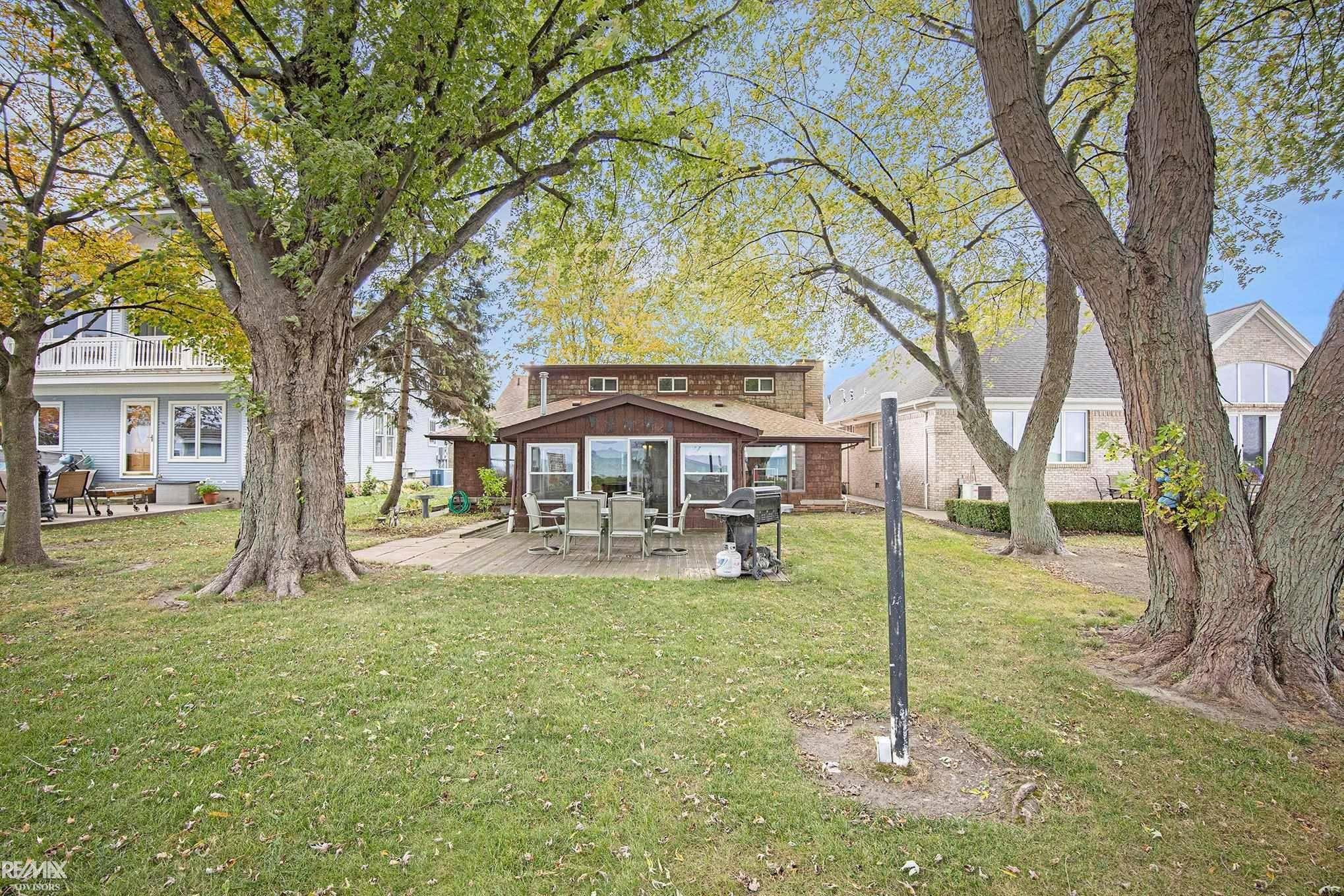 Clay, MI 48001,8014 Anchor Bay Dr DR