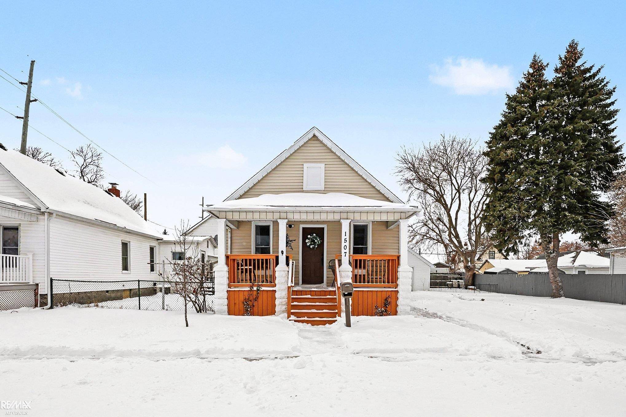 Port Huron, MI 48060,1507 Elk ST