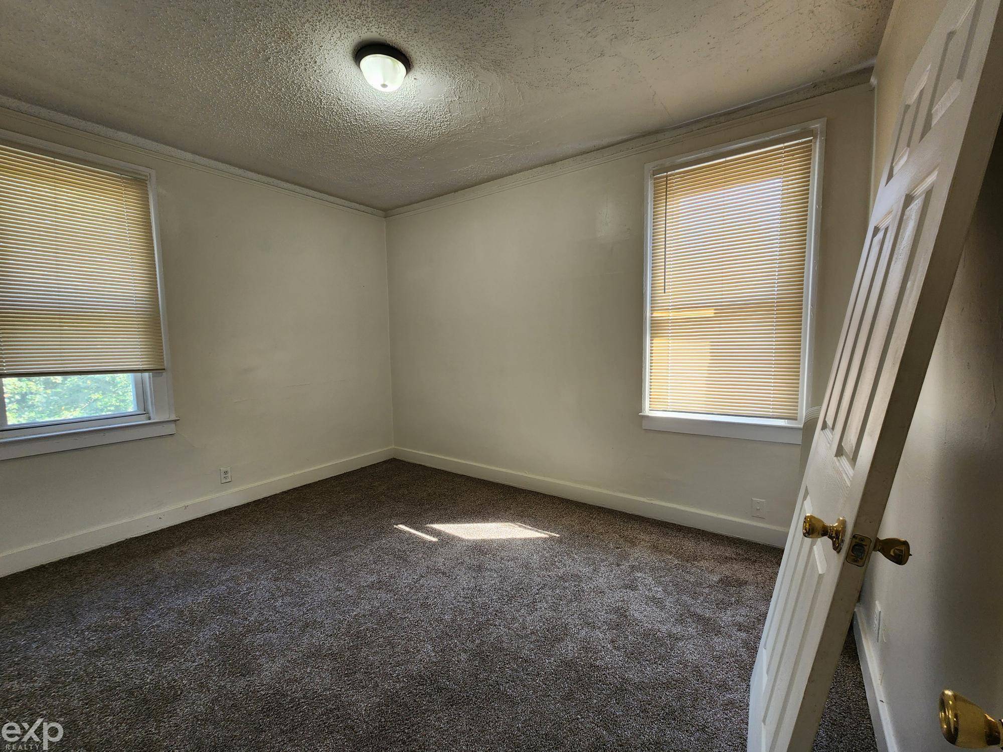 Detroit, MI 48228,9242 Appoline ST