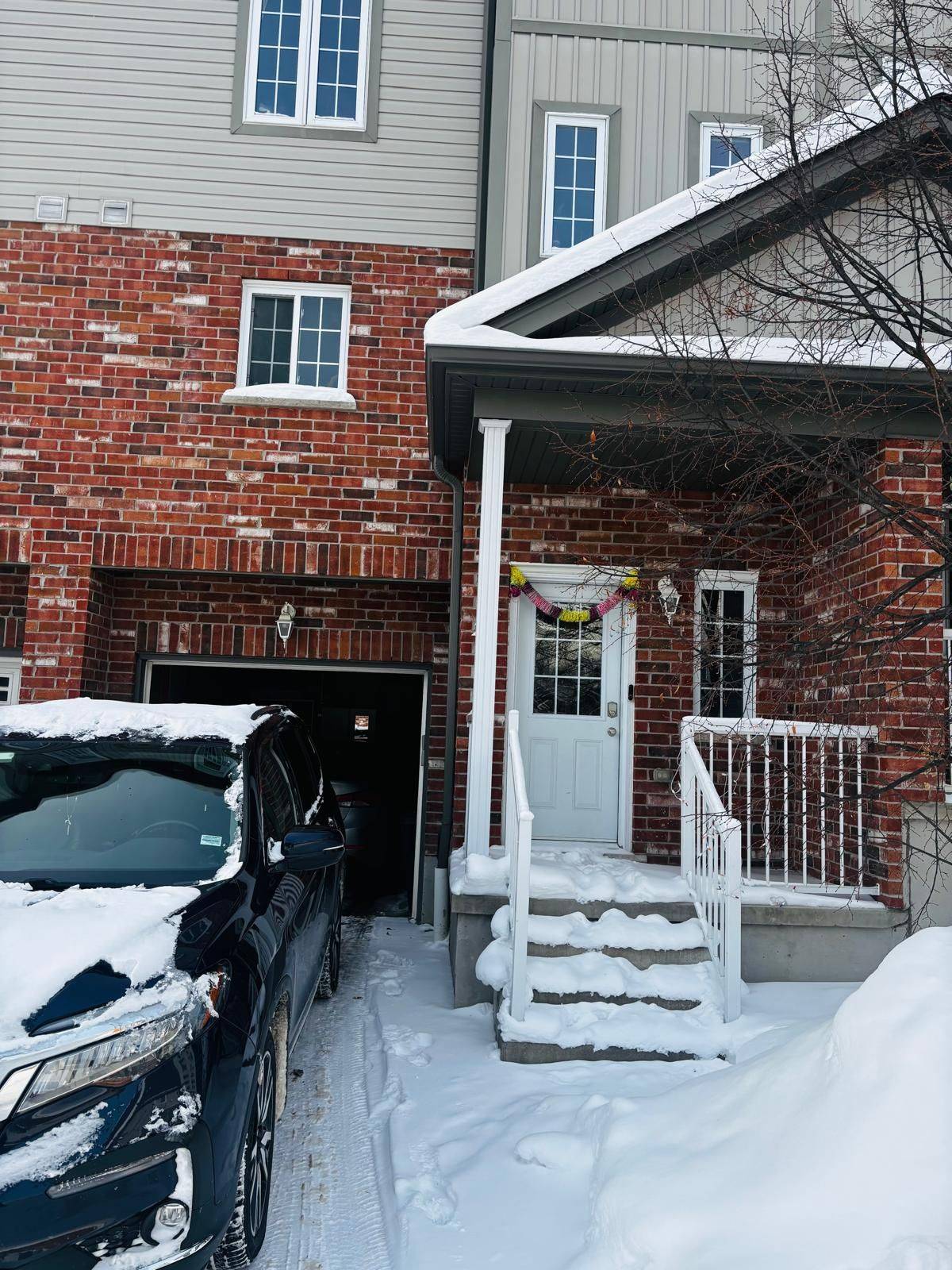 Kitchener, ON N2M 2E9,55 Mooregate CRES #20