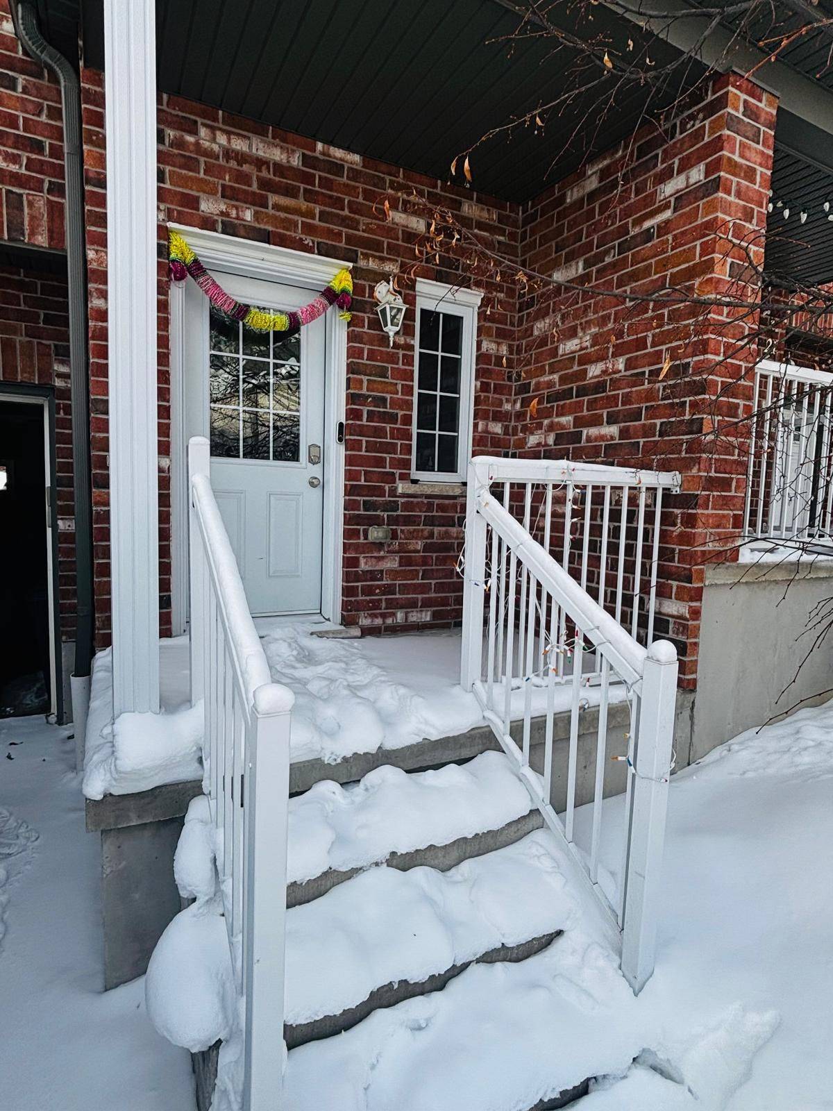 Kitchener, ON N2M 2E9,55 Mooregate CRES #20