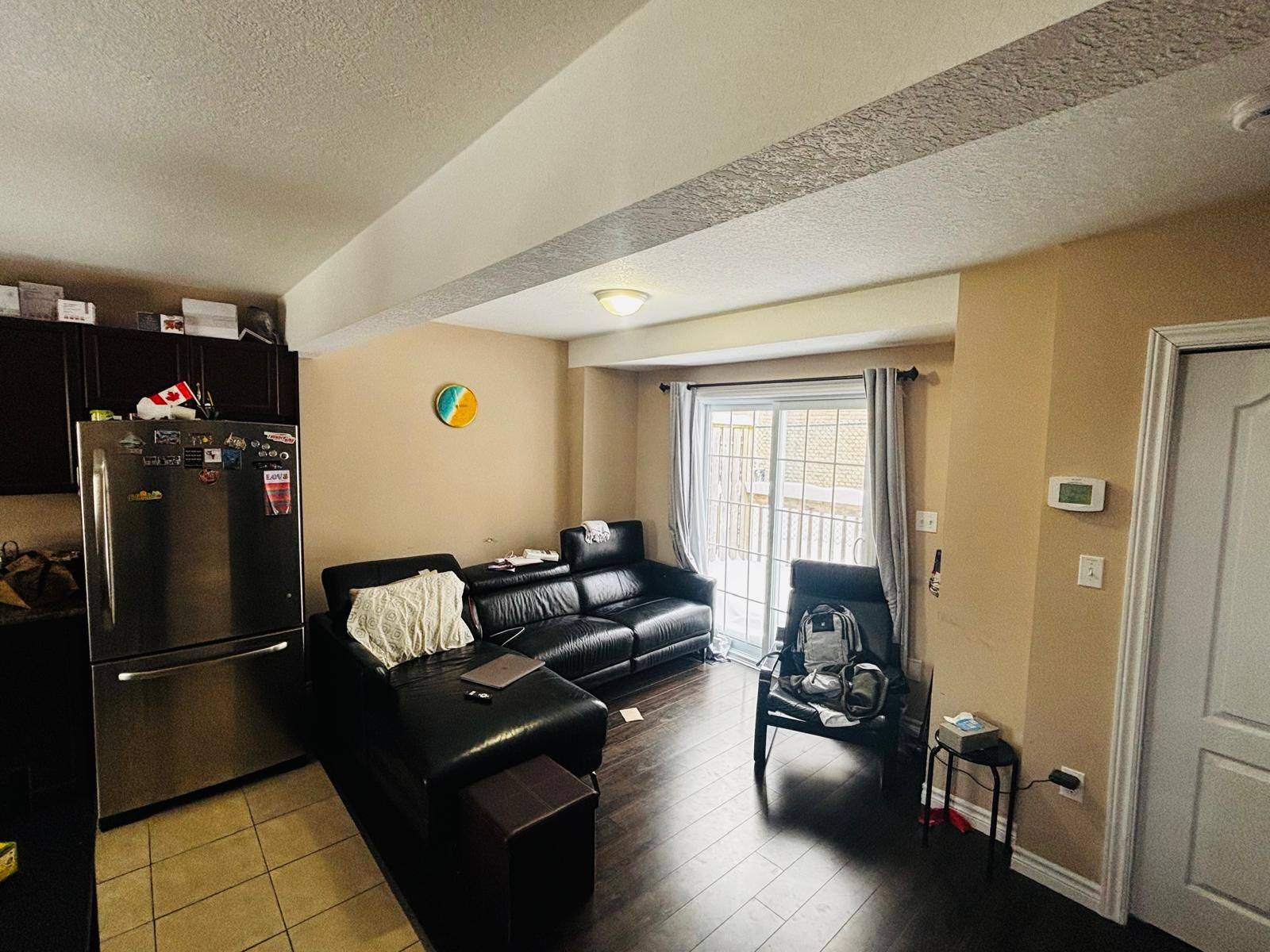 Kitchener, ON N2M 2E9,55 Mooregate CRES #20