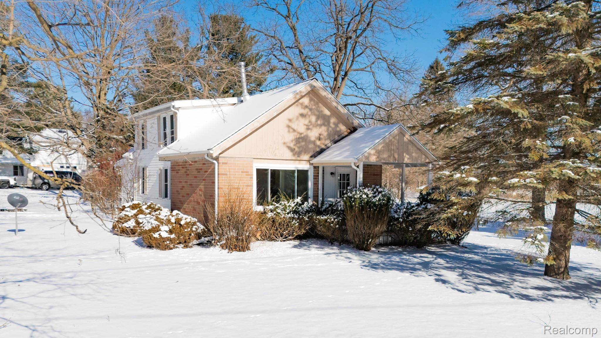 Mason, MI 48854,703 E Columbia ST