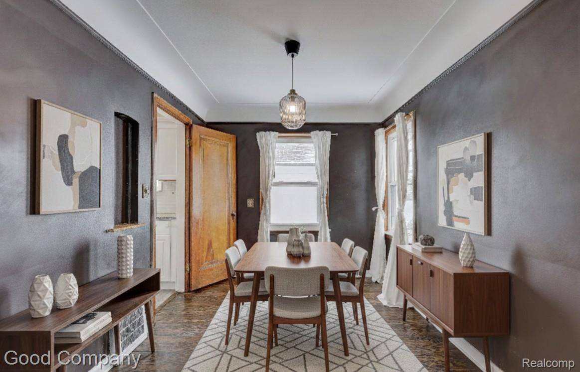 Oak Park, MI 48237,8460 Kenberton DR