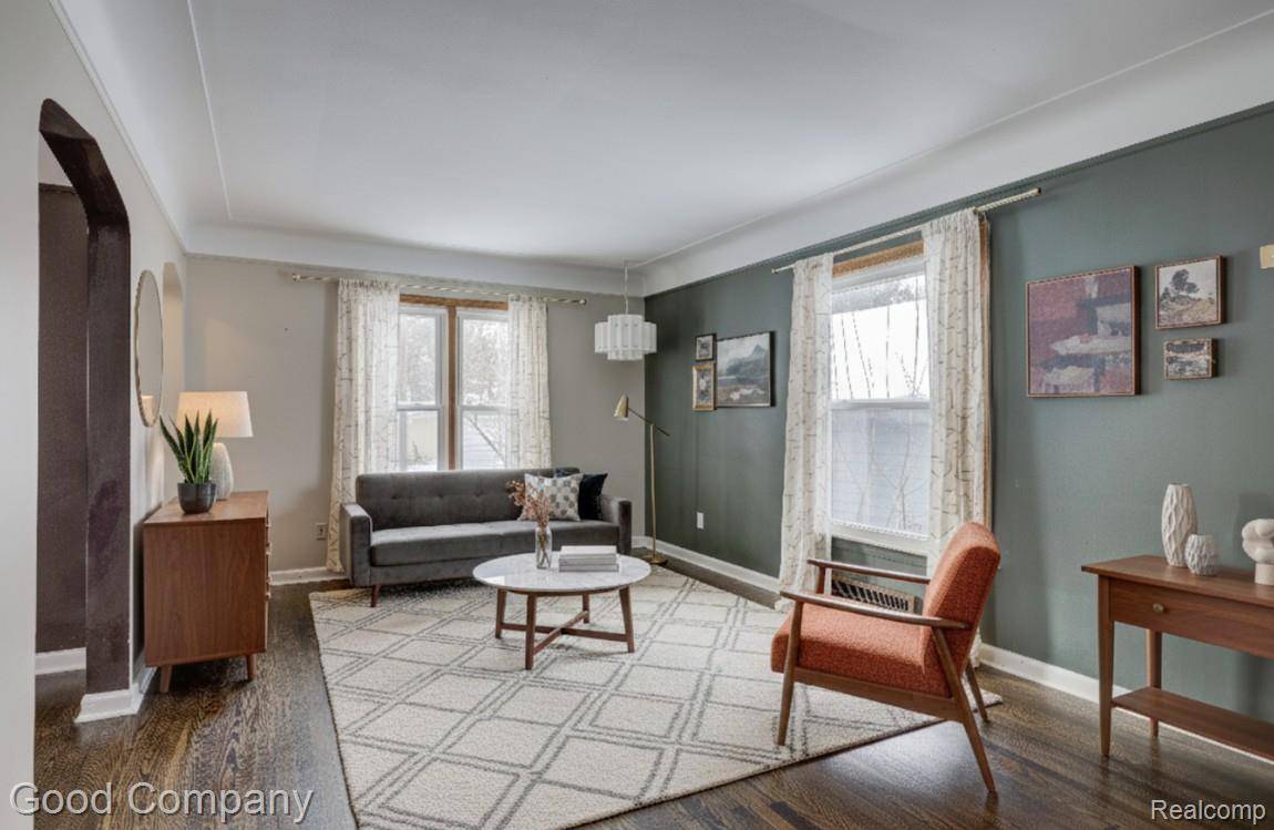 Oak Park, MI 48237,8460 Kenberton DR