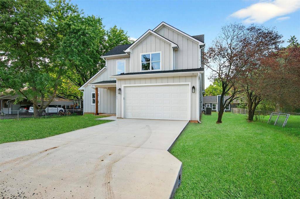 Pottsboro, TX 75076,127 Graves Circle