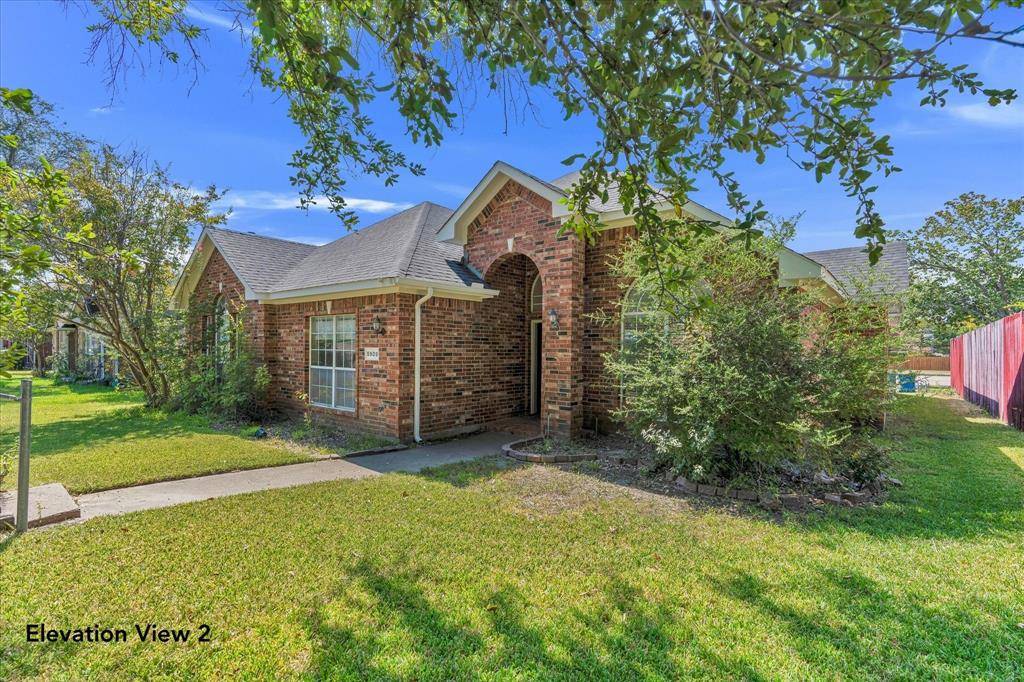Rowlett, TX 75089,5909 Brookline Drive