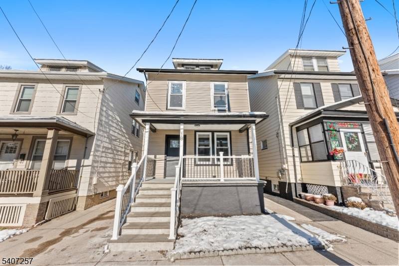 Maplewood Twp., NJ 07040,18 Hilton Ave