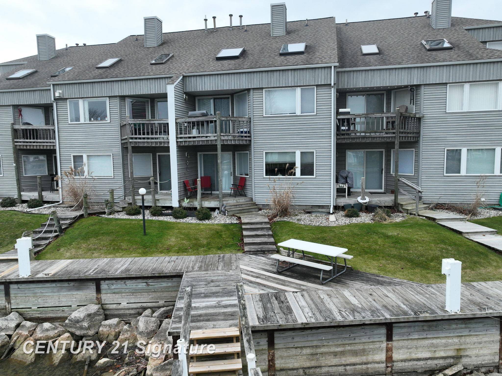 3093 Midshipman DR, Au Gres Twp, MI 48703