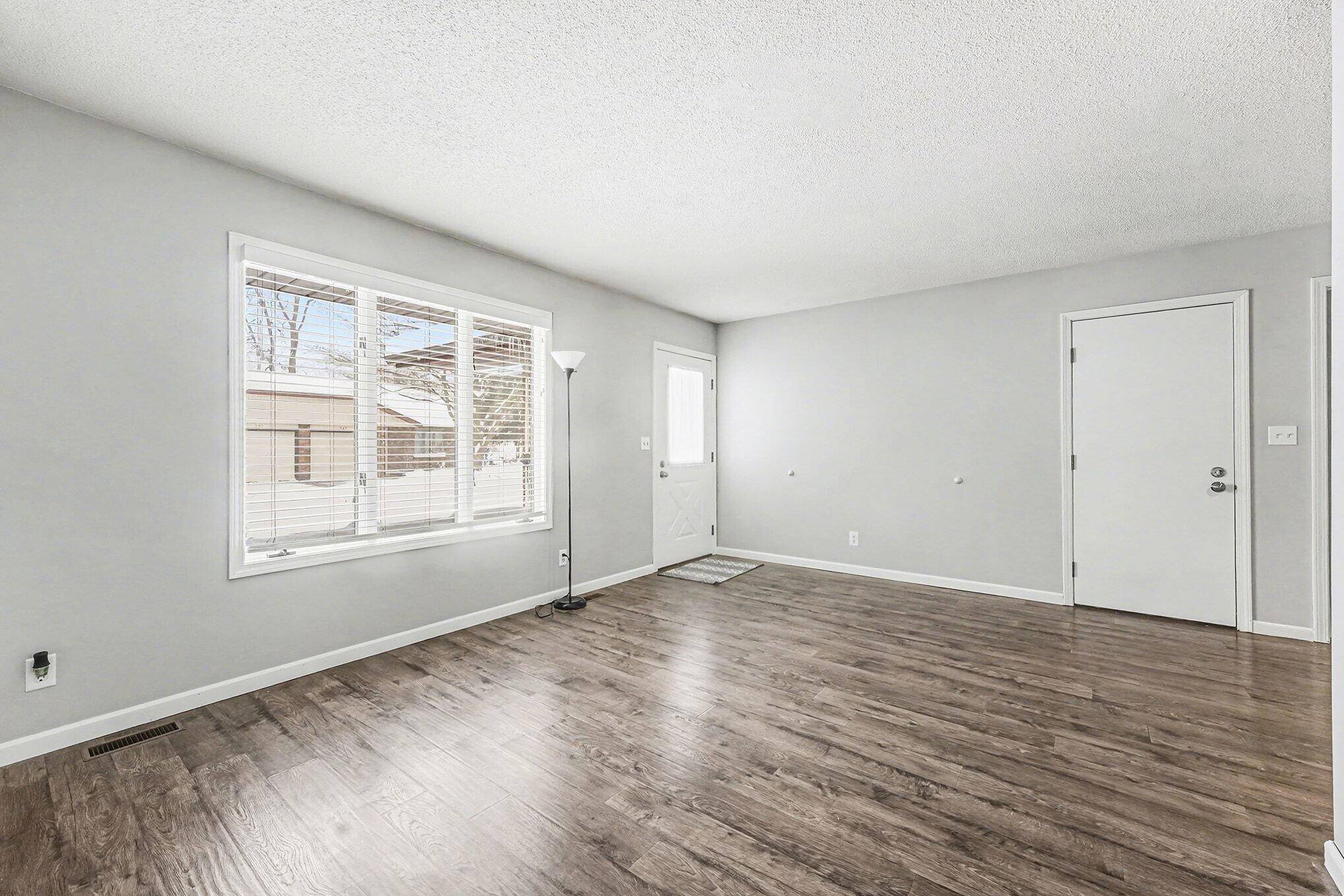 Grand Rapids, MI 49503,517 Maryland AVE NE #9