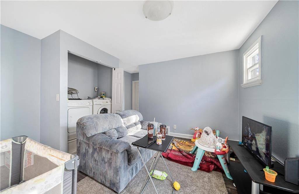 Brantford, ON N3S 3N9,473 Colborne ST