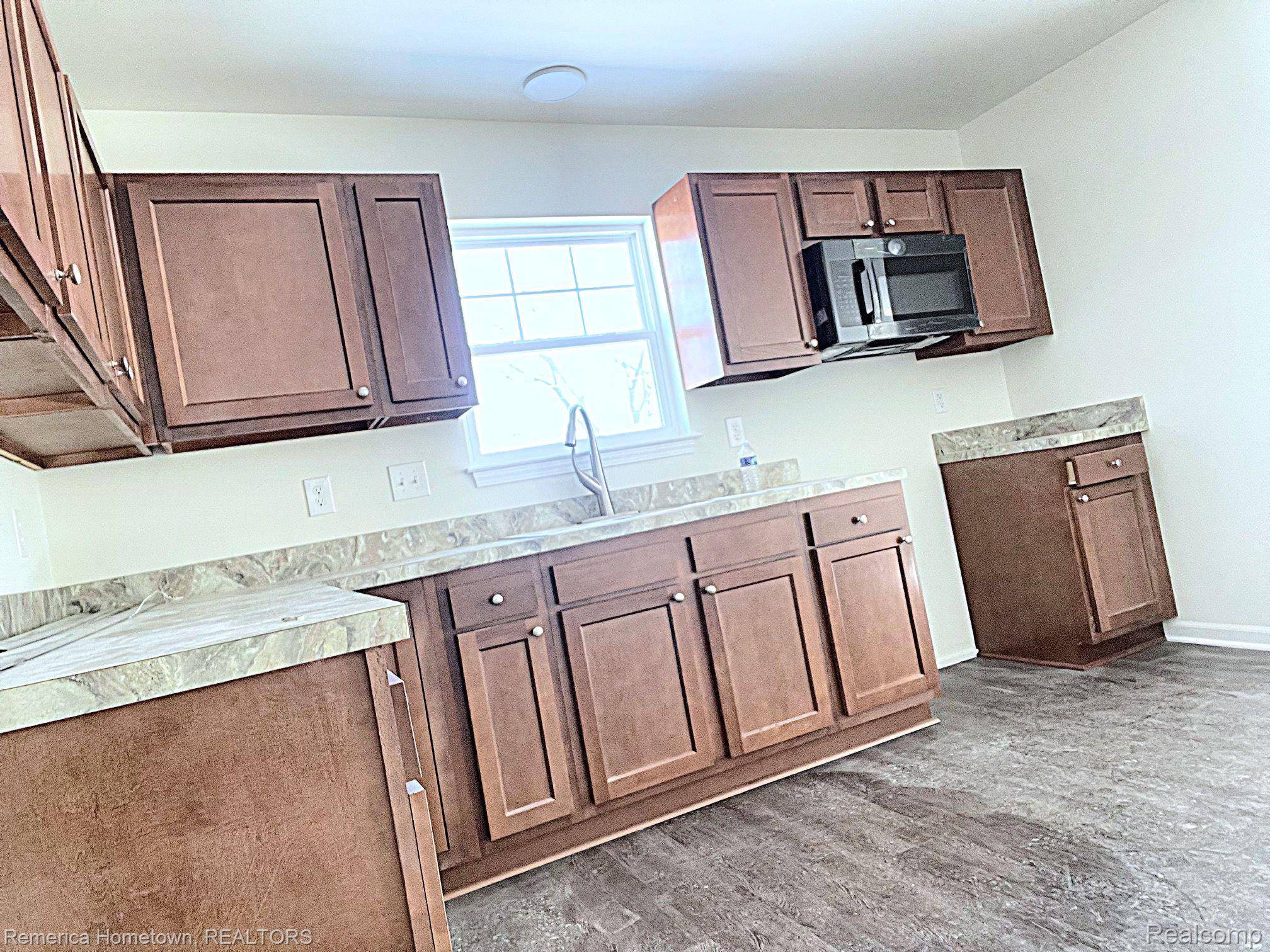 Westland, MI 48186,2203 Emerson ST