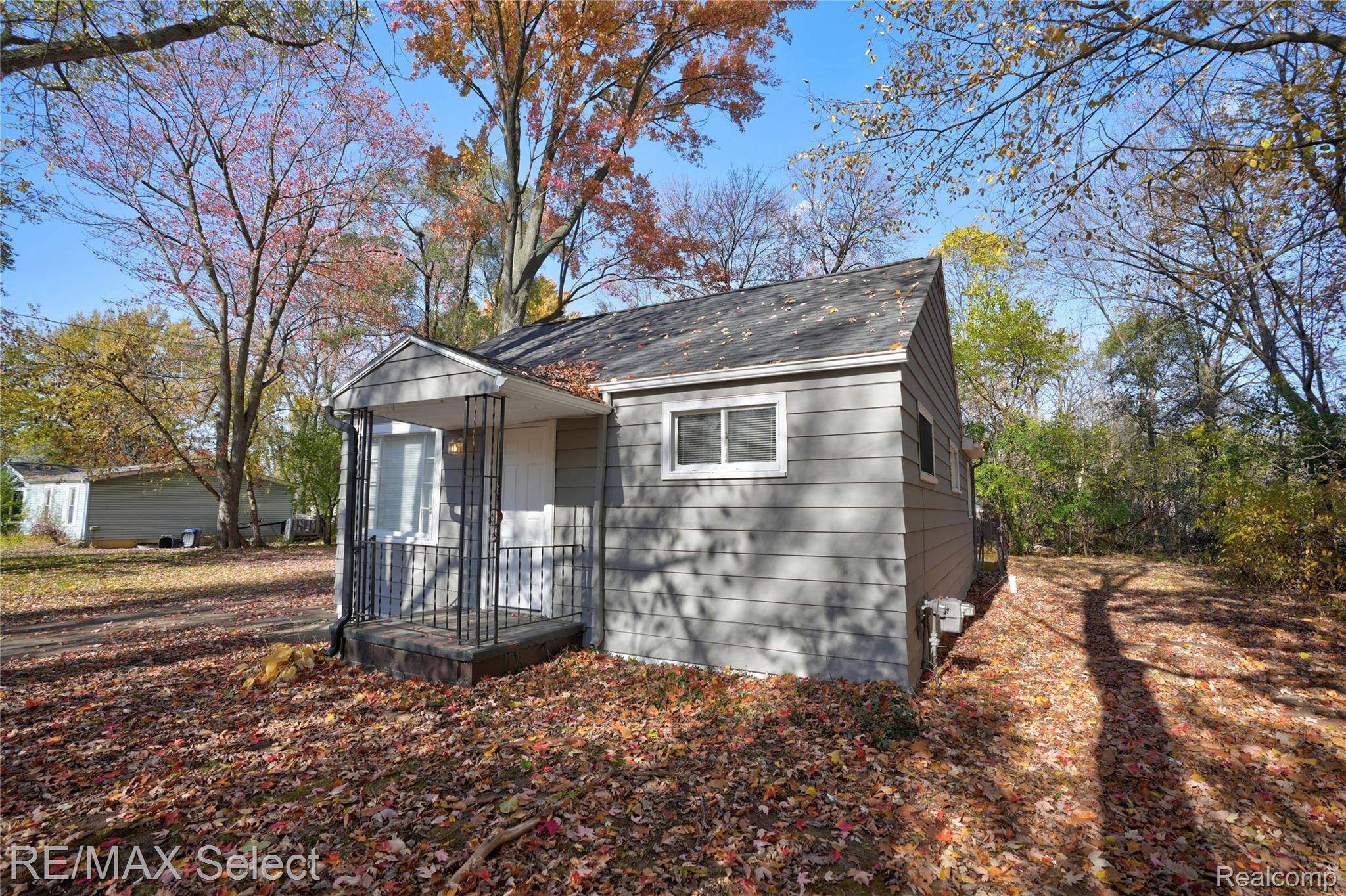 Grand Blanc, MI 48507,2429 Lincoln Manor DR