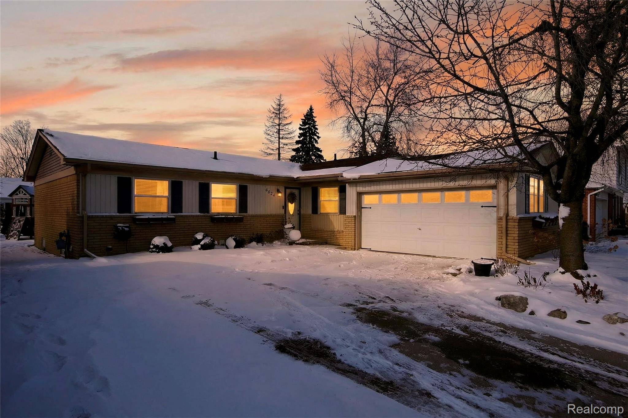 Trenton, MI 48183,4624 Turner ST