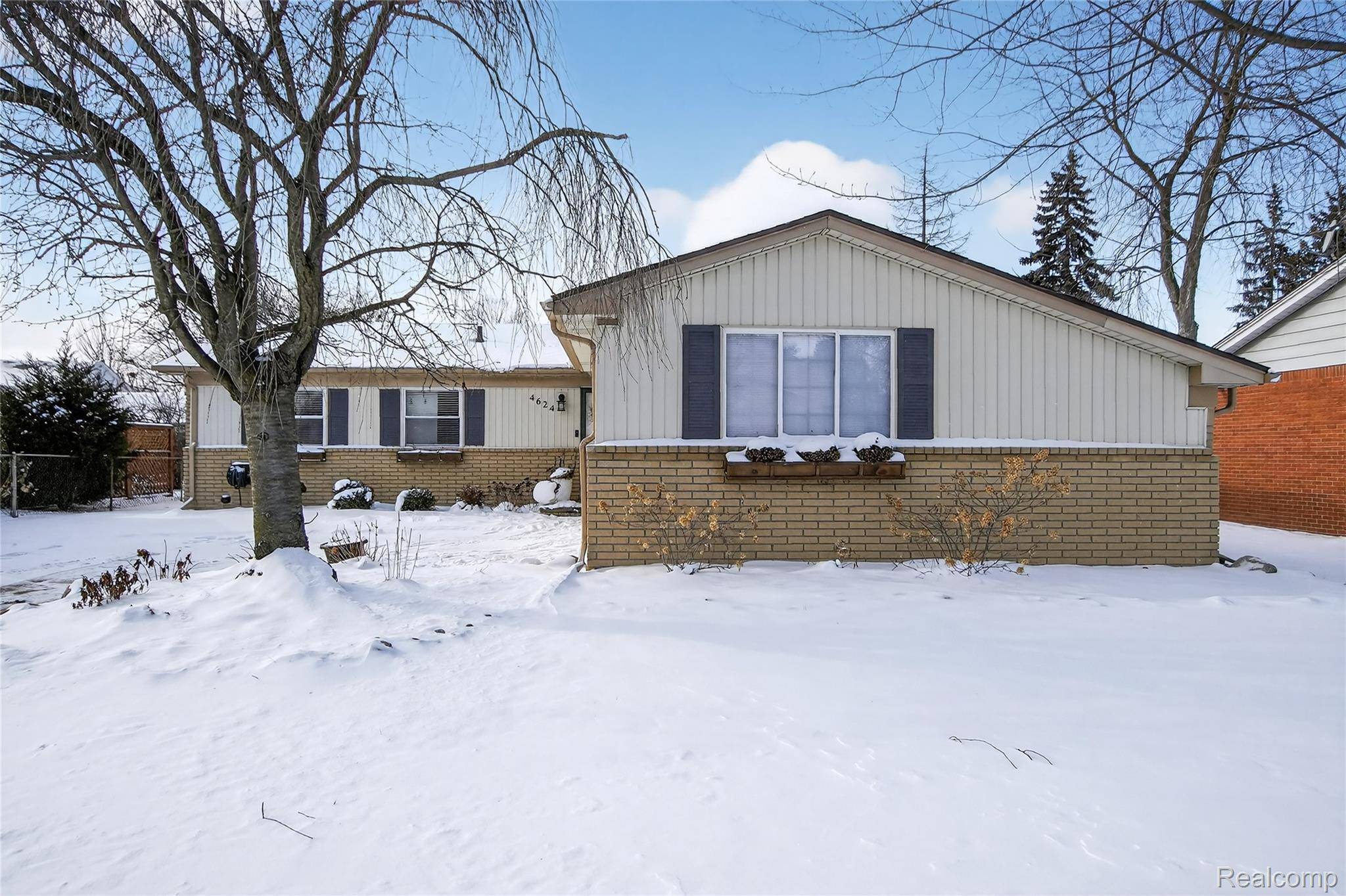 Trenton, MI 48183,4624 Turner ST