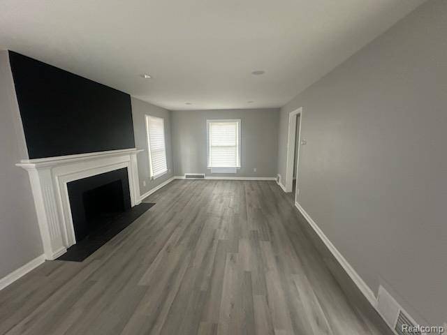 Detroit, MI 48228,8897 Hartwell ST