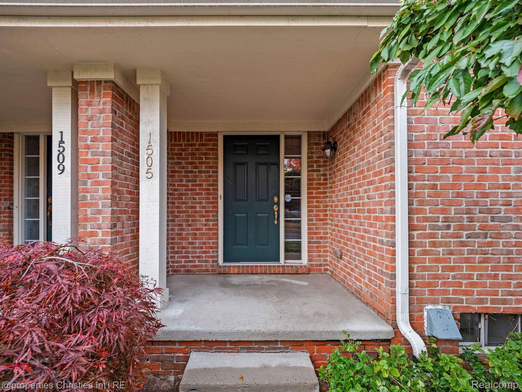 Royal Oak, MI 48067,1505 ANNE DR