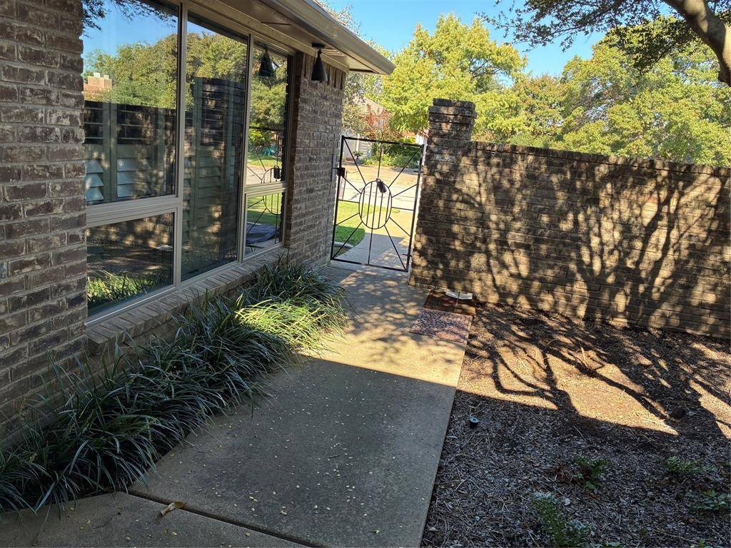 Fort Worth, TX 76132,5103 Ledgestone Drive