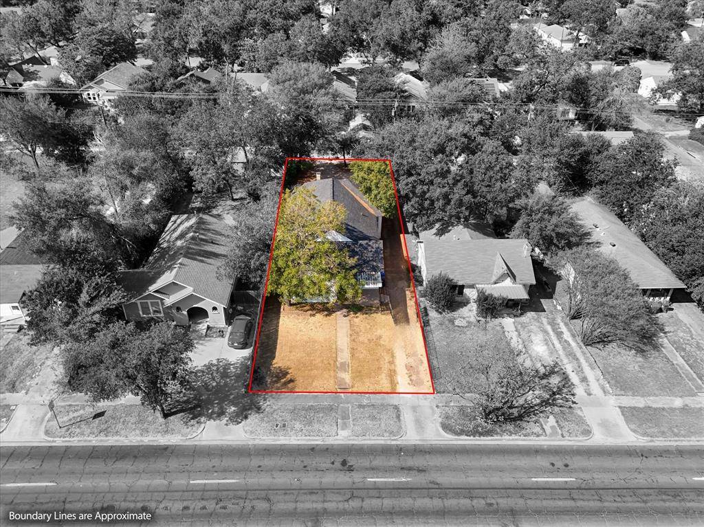 Waco, TX 76707,2104 MAPLE. Avenue