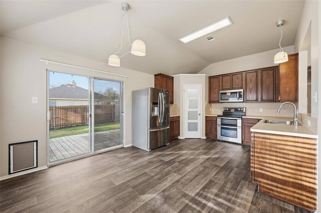 Denton, TX 76207,1409 Santos Drive