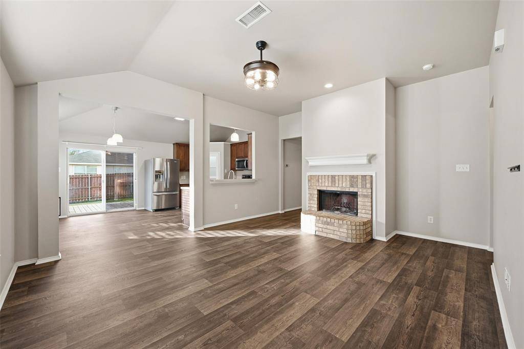 Denton, TX 76207,1409 Santos Drive