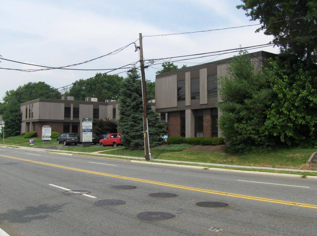 Middlesex Boro, NJ 08846,1273 Bound Brook Rd