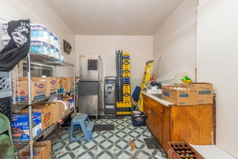 Paterson City, NJ 07514,609 Madison Ave