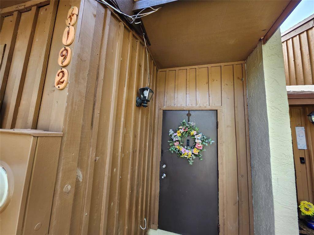 Davie, FL 33328,4192 SW 87TH TER