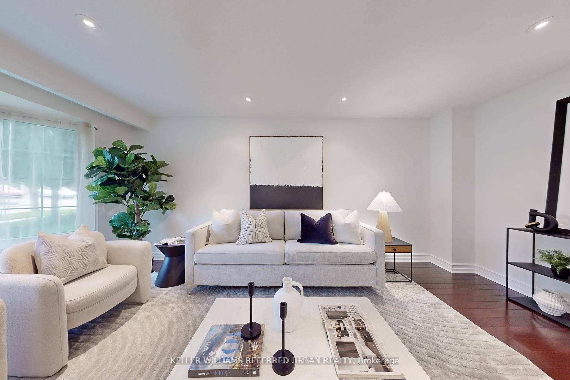 Aurora, ON L4G 3R8,158 Walton DR