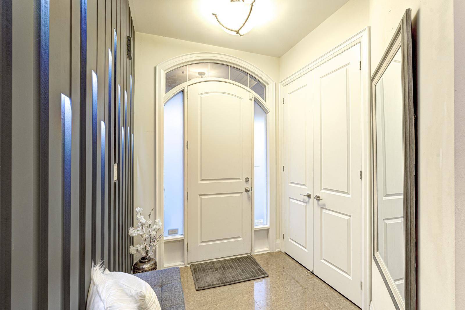 Brampton, ON L6Y 0R9,7 Legendary CIR