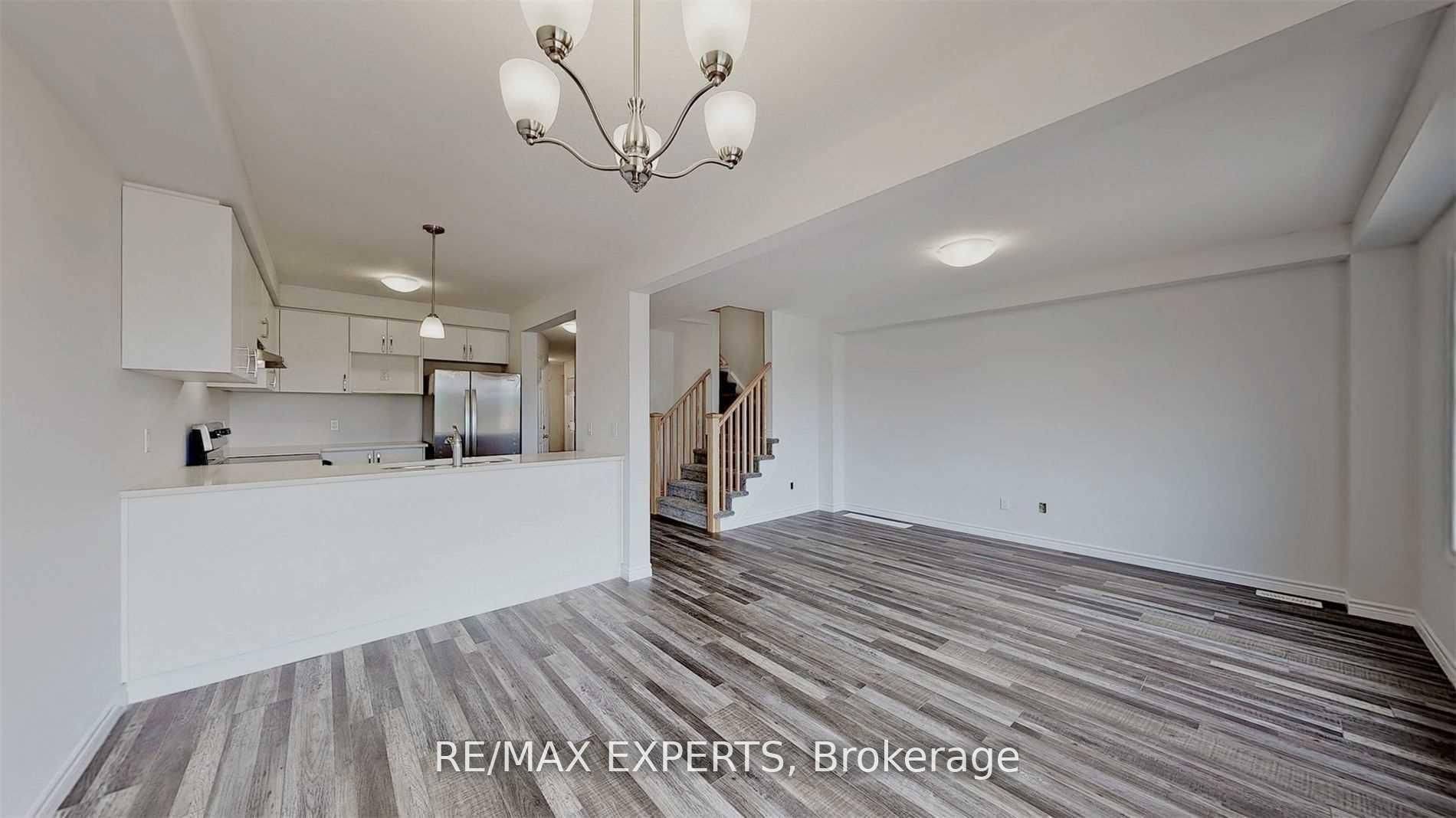 Stratford, ON N5A 0C8,374 Bradshaw DR