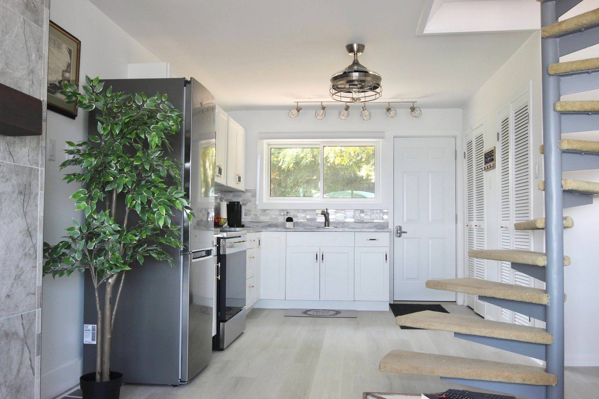 Blue Mountains, ON L9Y 0S5,209513 Highway 26 N/A #15