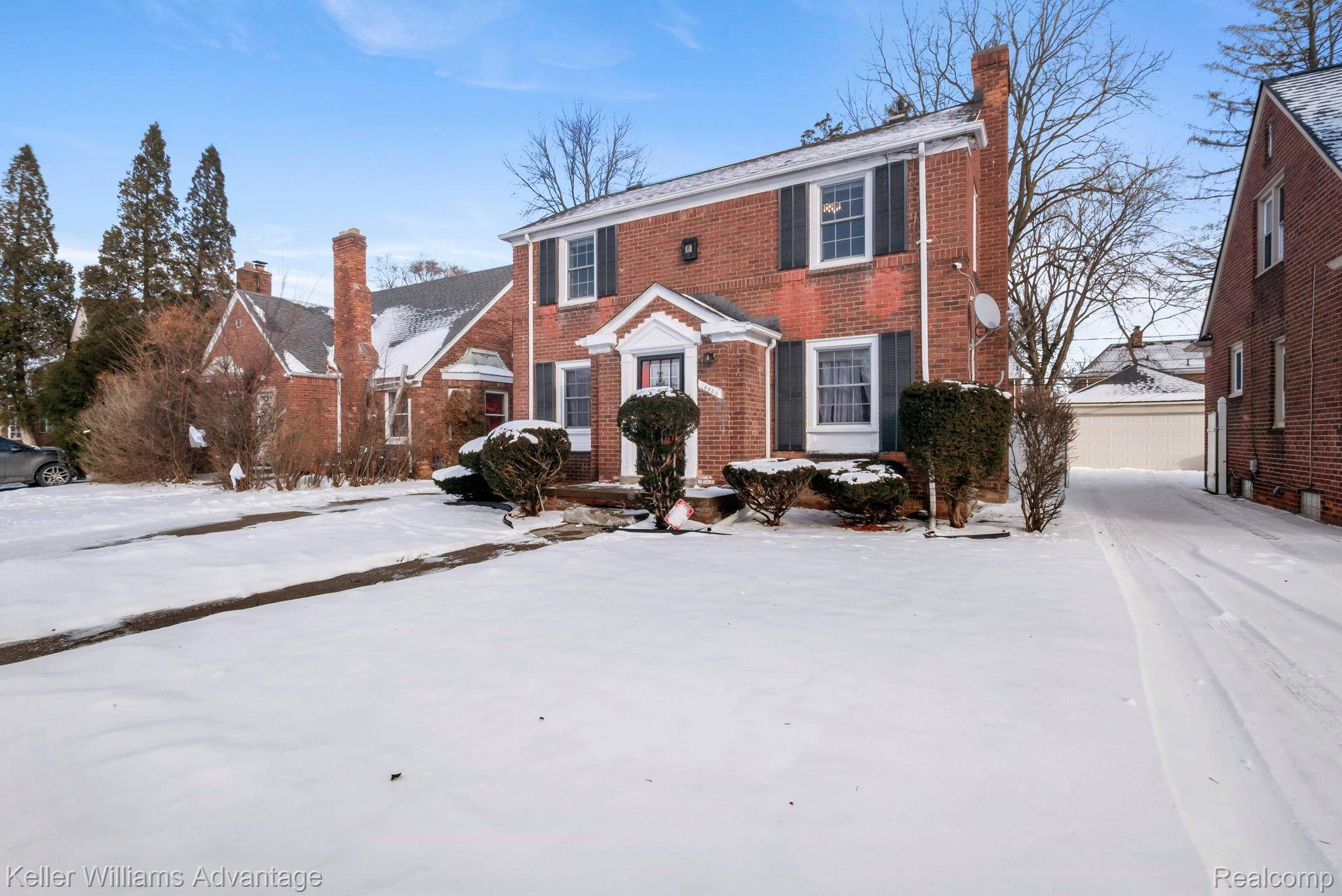 Detroit, MI 48219,16880 Fielding ST